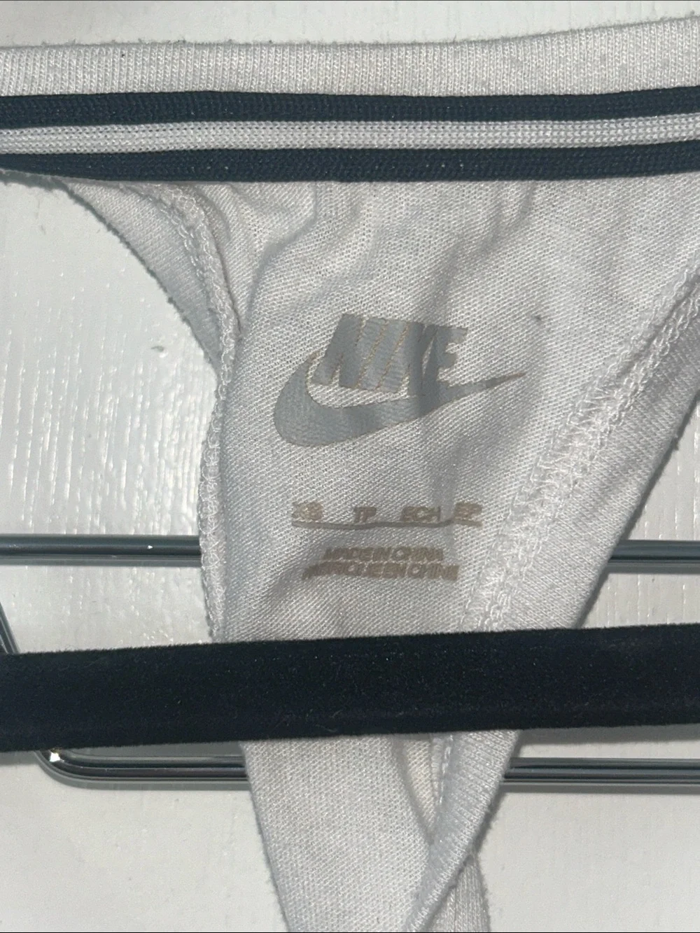Nike Signal Tanktop White Graphic Racerback Training Tank XS